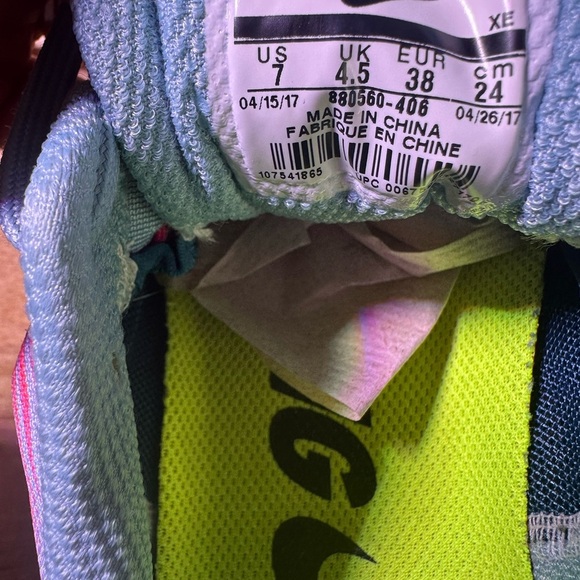 Nike Women's Athletic Shoes in Blue and Pink - Picture 10 of 10